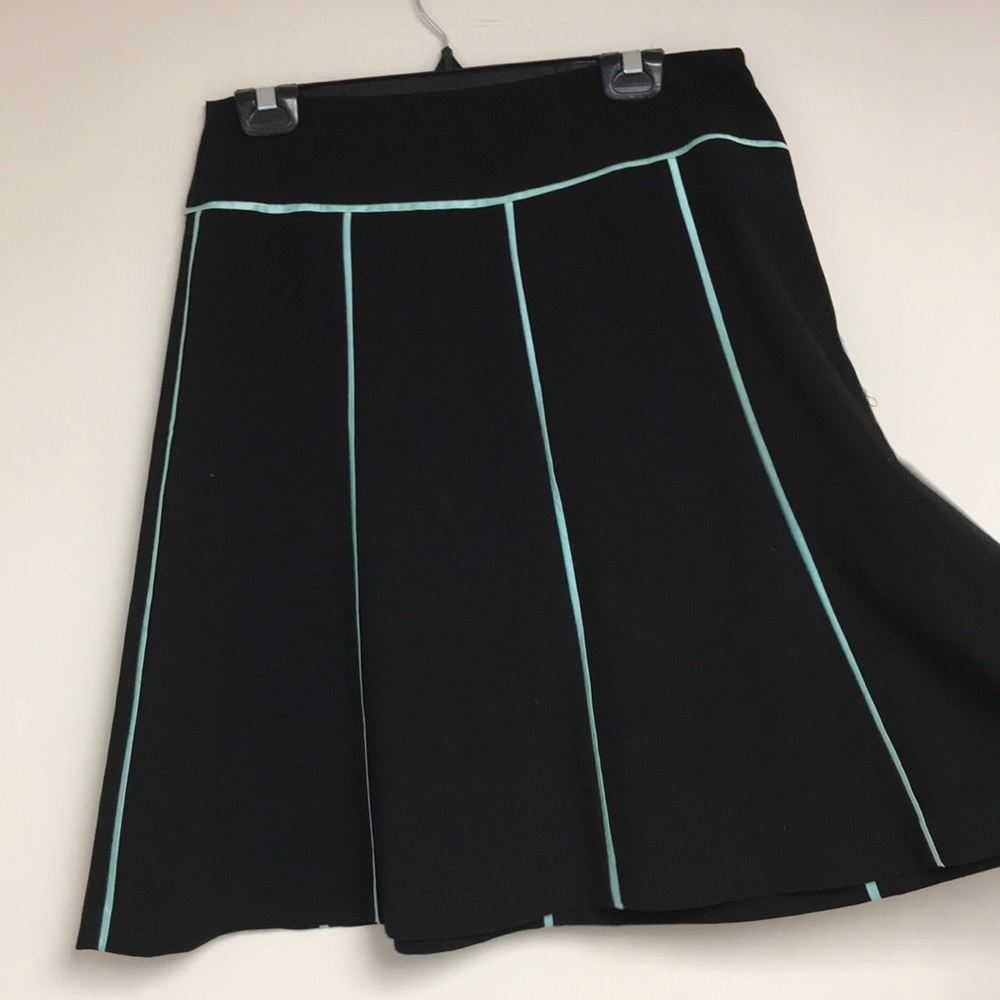 Black & light blue skater skirt great condition!